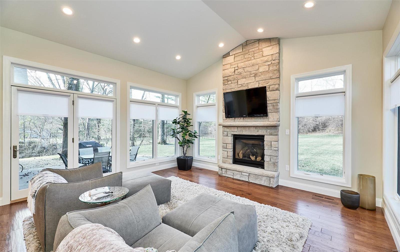 16 Ridge Crest Drive Chesterfield, MO 63017 - Photo 18 of 50 Gallery Image 18