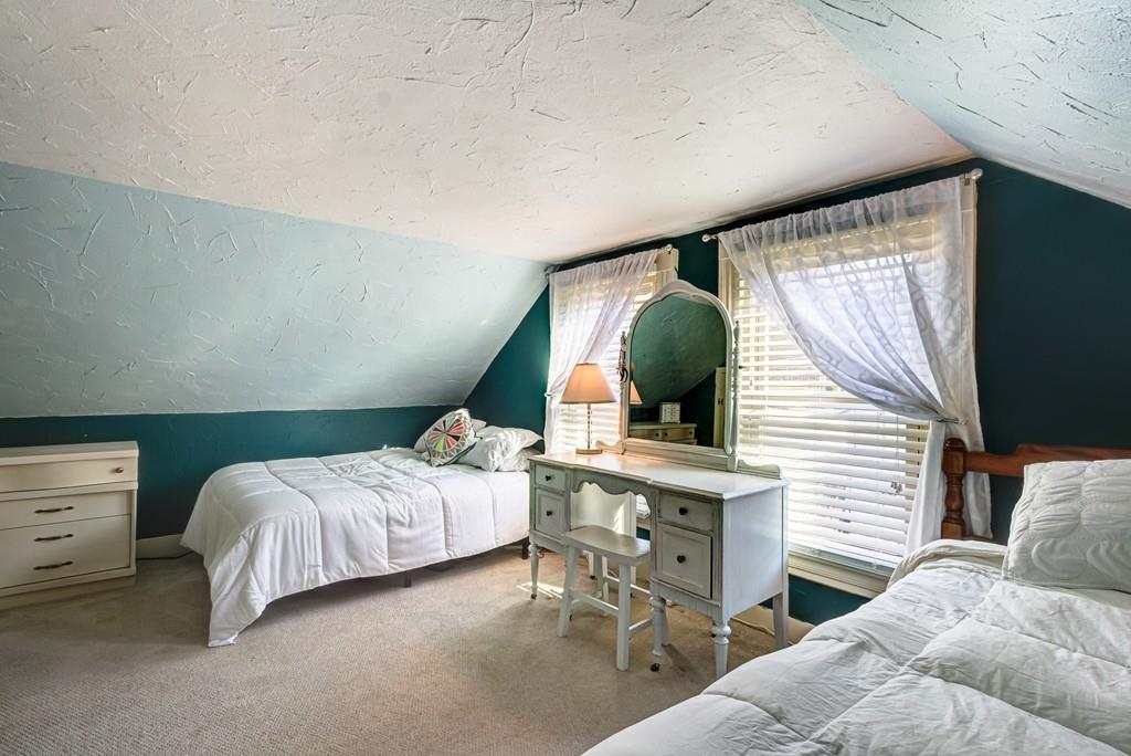 152 Main Street Upton, MA 01568 - Photo 18 of 24 Gallery Image 18