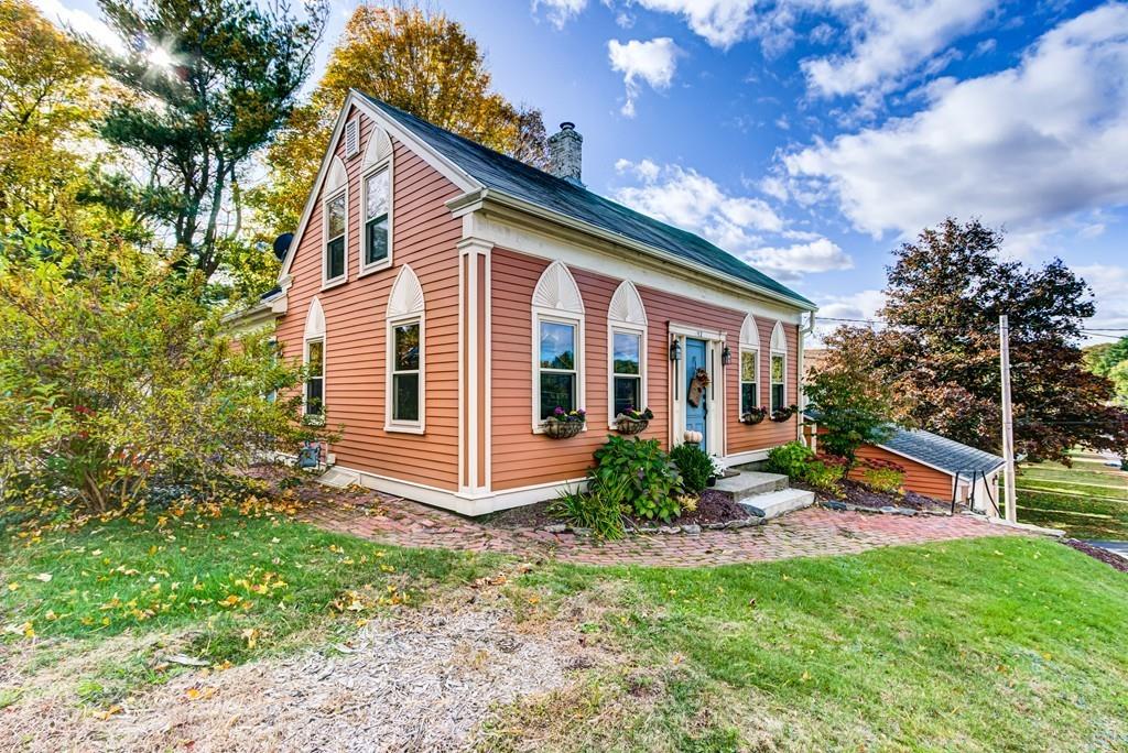 152 Main Street Upton, MA 01568 - Photo 4 of 24 Gallery Image 4