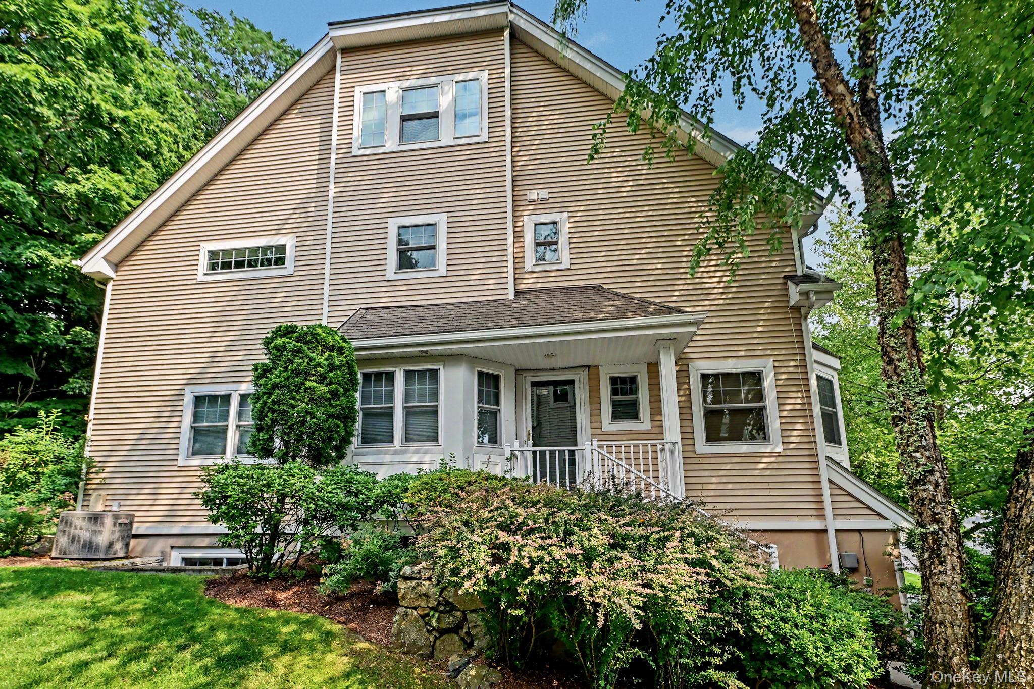 34 Winding Ridge Road White Plains, NY 10603 - Photo 29 of 37