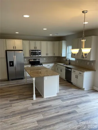 $2,600 | 1232 Bridgeford Drive Northwest, Huntersville, NC 28078