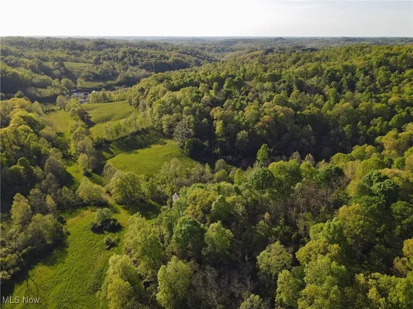 $600,000 | 1429 Willow Run Road, Belleville, WV 26133