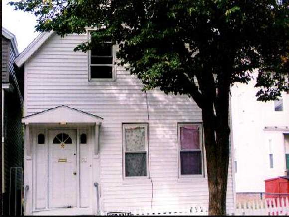 102 Laurel Street Manchester, NH 03103 - Photo 1 of 1 Gallery Image 1