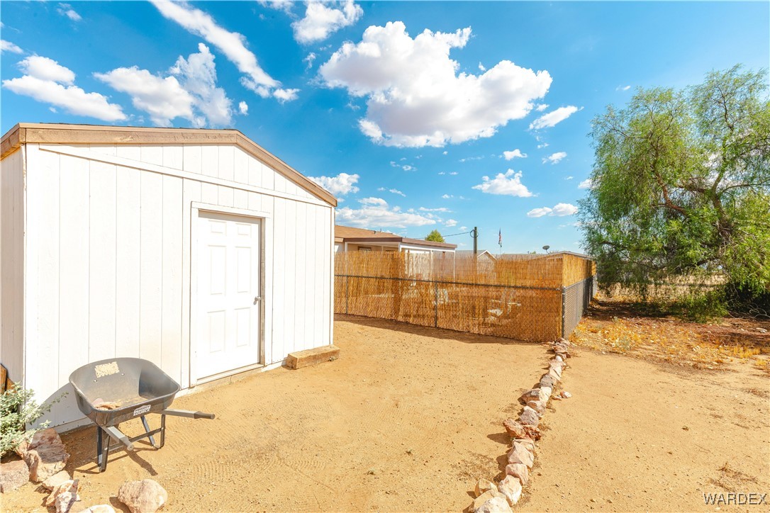 627 South Tonto Road Golden Valley, AZ 86413 - Photo 46 of 62 Out Buildings