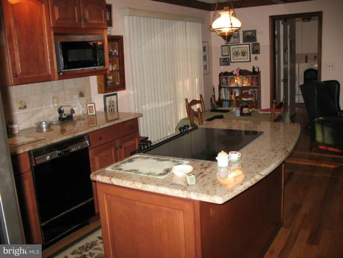 4301 Old Farm Road Baldwin, MD 21013 - Photo 20 of 27 Kitchen
