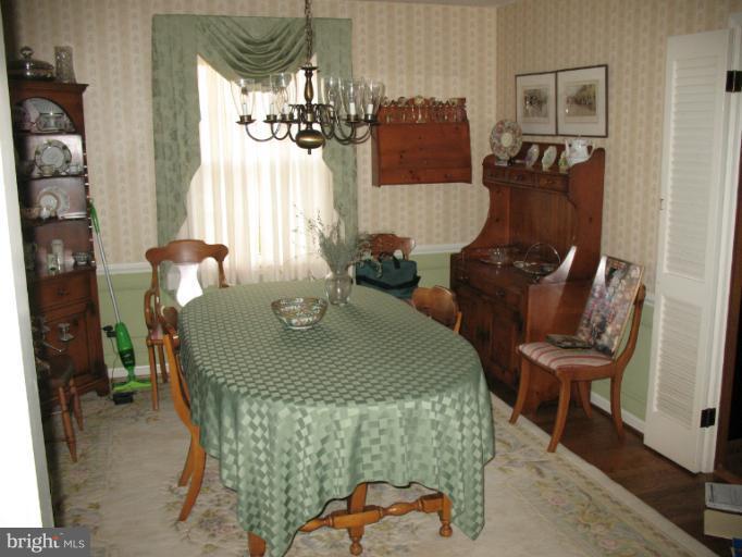 4301 Old Farm Road Baldwin, MD 21013 - Photo 7 of 27 Dining Room