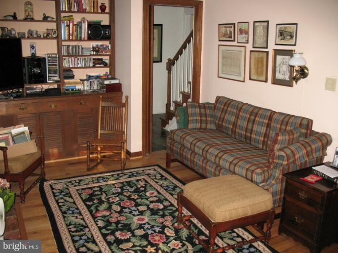 4301 Old Farm Road Baldwin, MD 21013 - Photo 9 of 27 Family Room