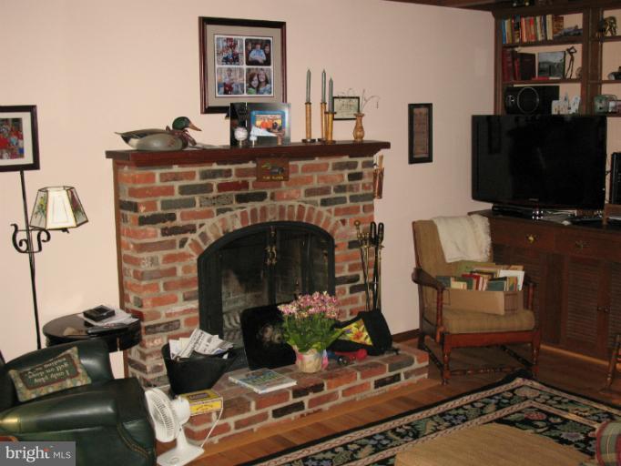 4301 Old Farm Road Baldwin, MD 21013 - Photo 10 of 27 Family Room