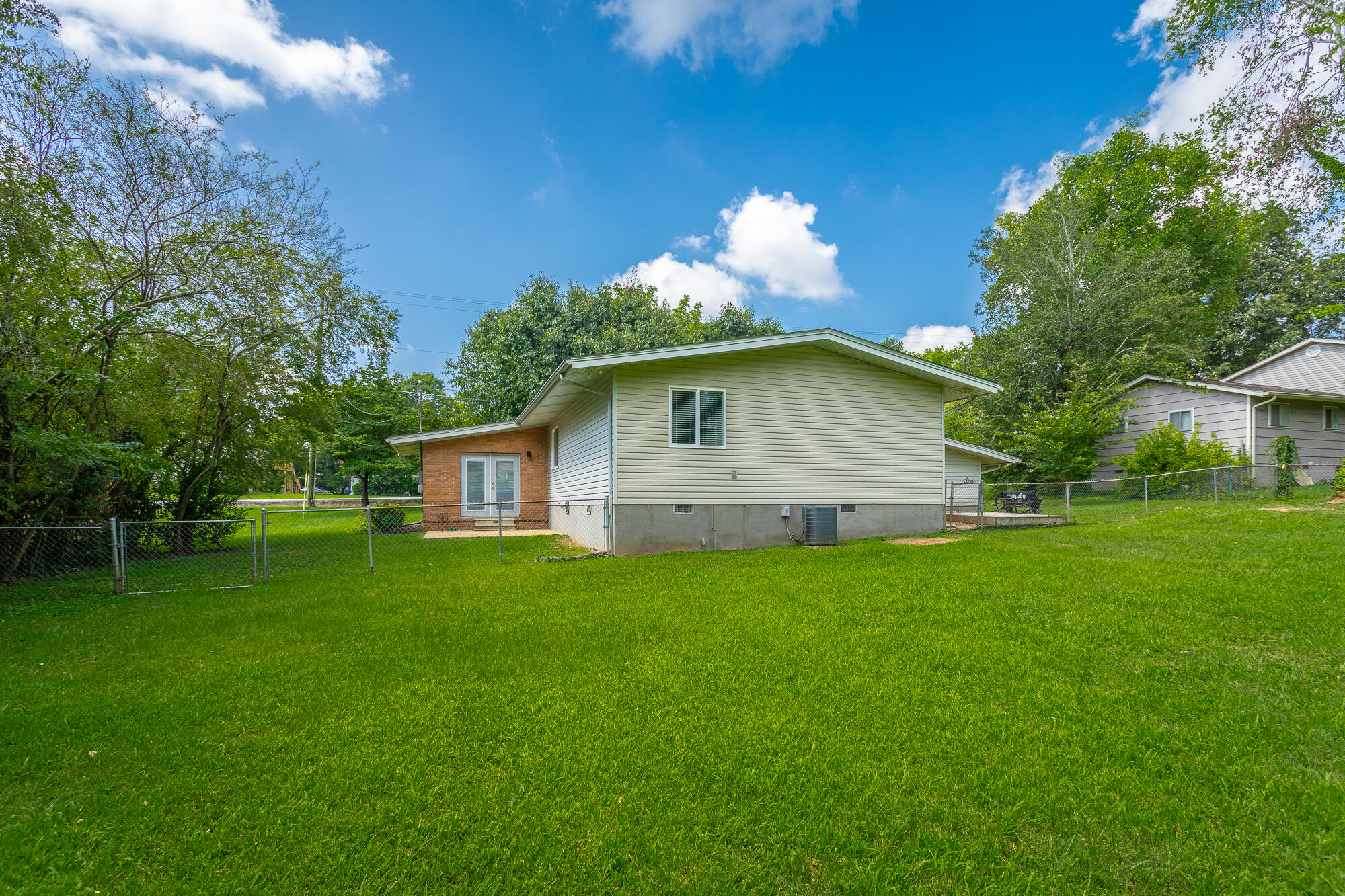 8027 Davidson Road Chattanooga, TN 37421 - Photo 27 of 34 8027 Davidson Road HD-32