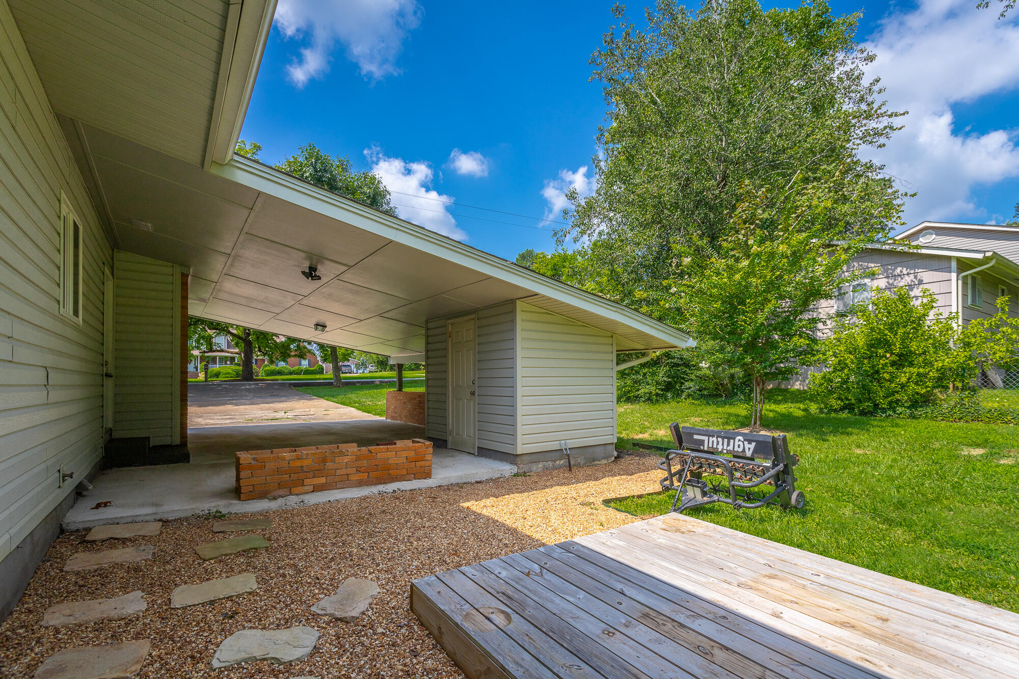 8027 Davidson Road Chattanooga, TN 37421 - Photo 32 of 34 8027 Davidson Road HD-37