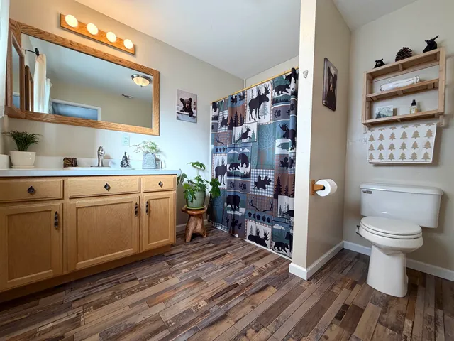 $749,000 | 191 Alpine Drive, Unit 31, Bishop, CA 93514