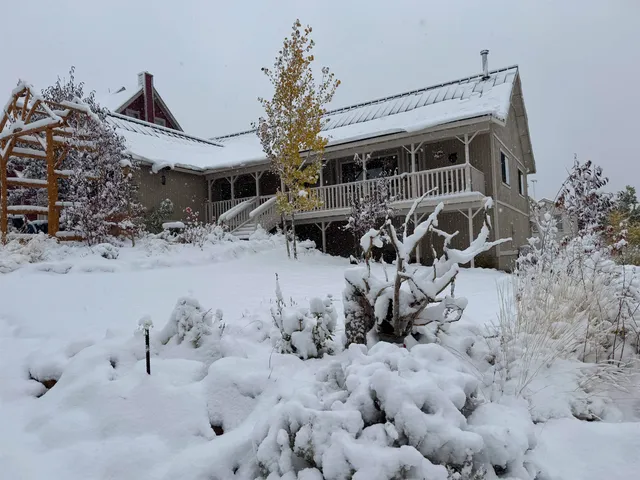 $749,000 | 191 Alpine Drive, Unit 31, Bishop, CA 93514