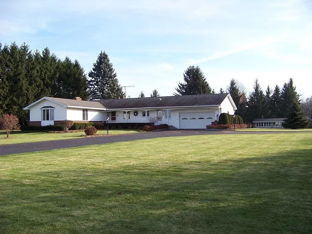 6590 Thwing Road Stafford, NY 14482 - Photo 1 of 1 Gallery Image 1