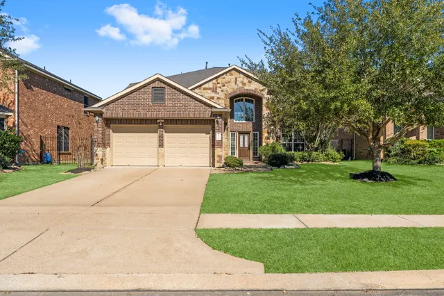 $469,500 | 18106 Obelisk Bay Drive, Cypress, TX 77429