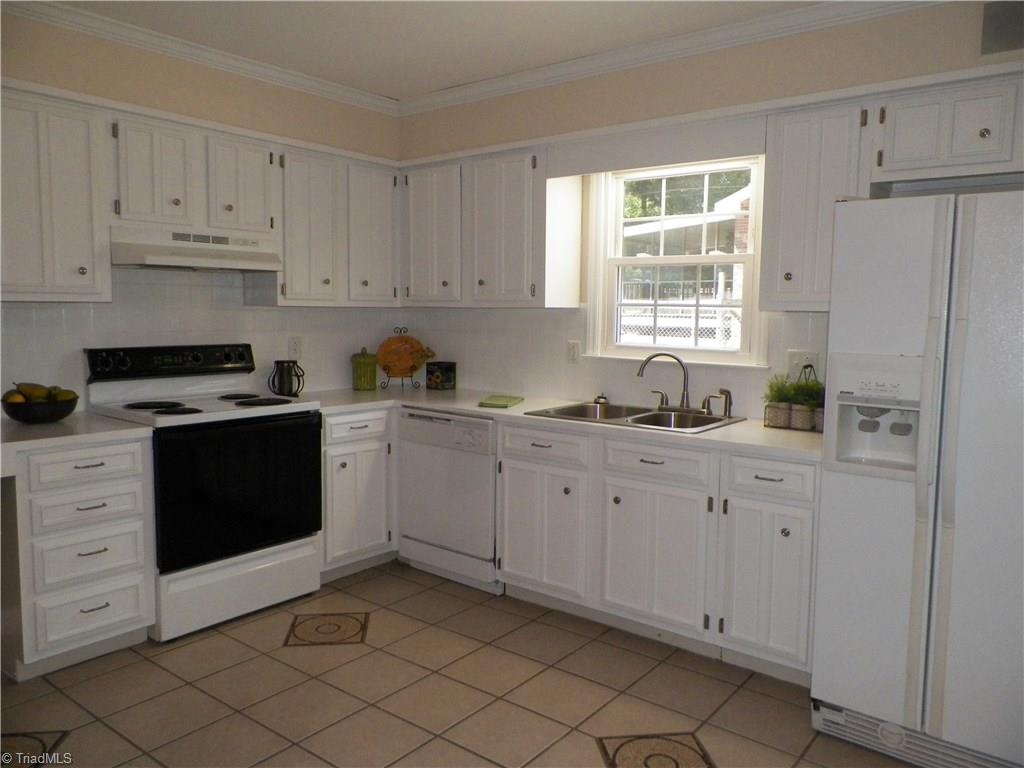 251 Cameron Road Lexington, NC 27295 - Photo 4 of 17 Gallery Image 4