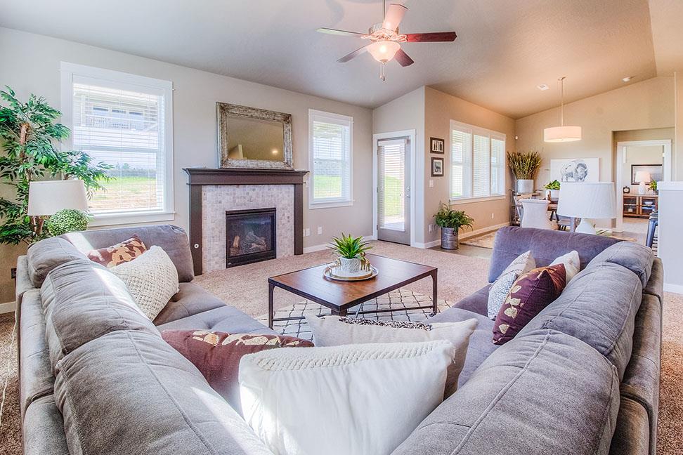 1813 Rivista Street Spokane Valley, WA 99016 - Photo 2 of 7 Gallery Image 2