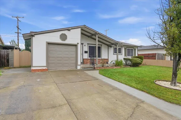 $408,888 | 4056 Cornelia Way, North Highlands, CA 95660