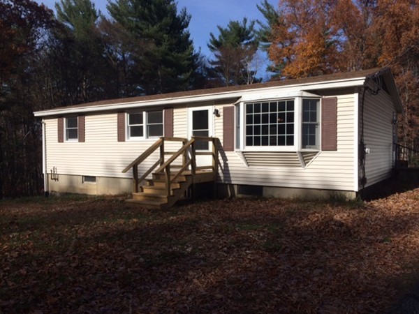 96 Rondeau Street Palmer, MA 01069 - Photo 2 of 25 Gallery Image 2