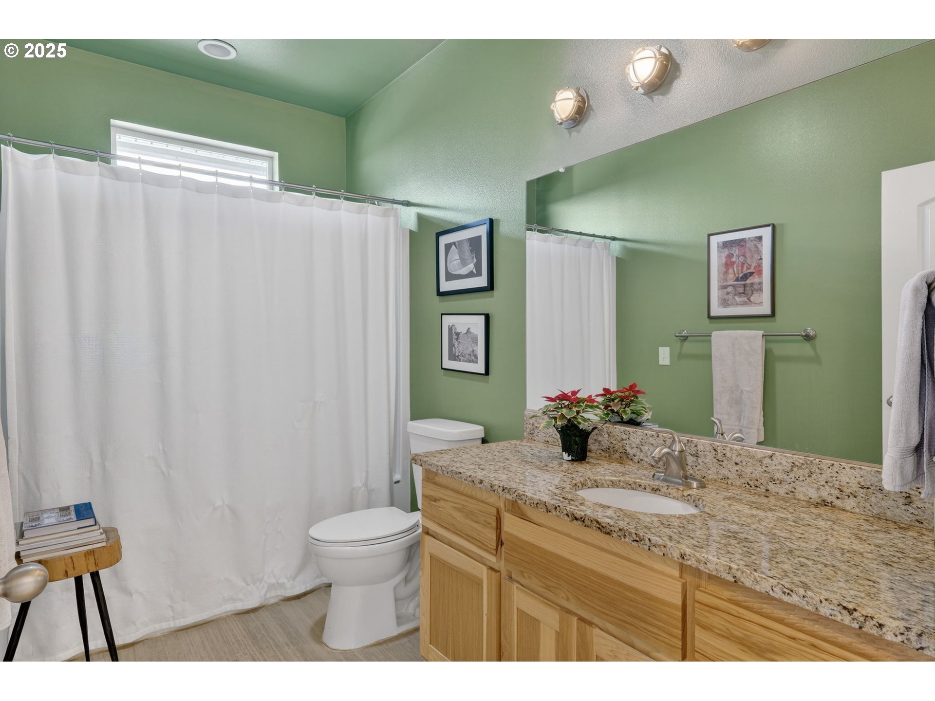 173 Northeast Bridgeton Road, Unit 14 Portland, OR 97211 - Photo 26 of 32