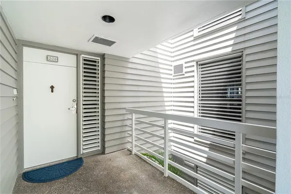 $10,500 | 615 Dream Island Place, Unit 201, Longboat Key, FL 34228