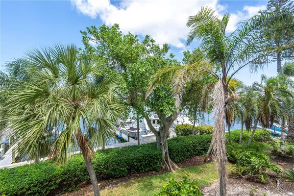 $10,500 | 615 Dream Island Place, Unit 201, Longboat Key, FL 34228