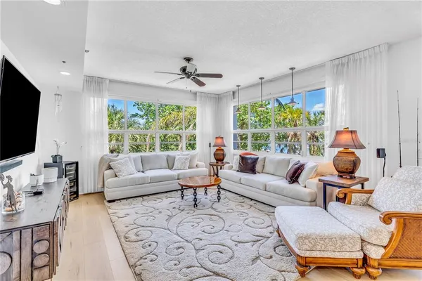 $10,500 | 615 Dream Island Place, Unit 201, Longboat Key, FL 34228