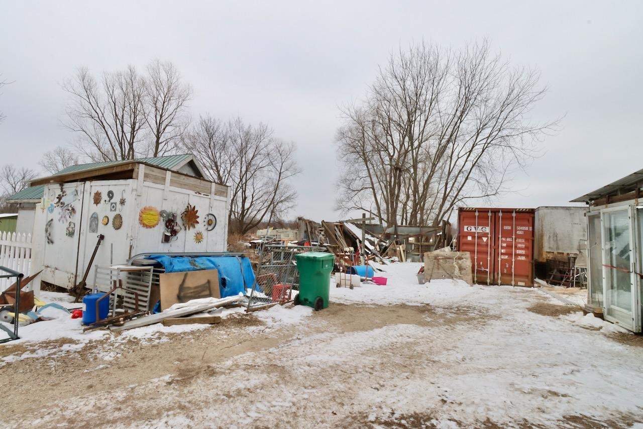 14411 West Carroll Road Brodhead, WI 53520 - Photo 4 of 33