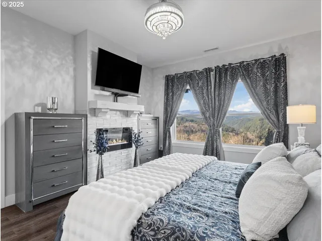 $899,000 | 1141 Cedar Falls Road, Washougal, WA 98671