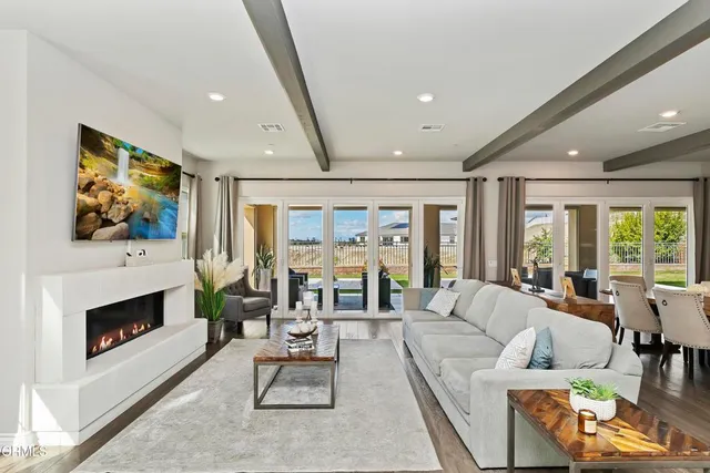 $1,925,000 | 16094 Mariposa Avenue, Riverside, CA 92504