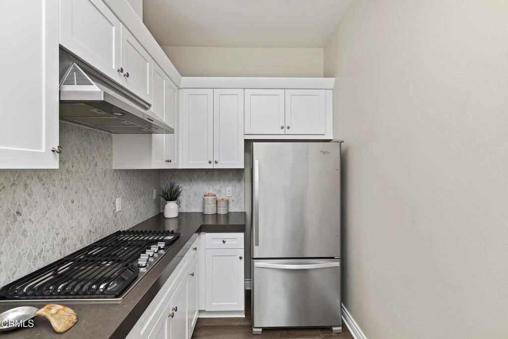 16094 Mariposa Avenue Riverside, CA 92504 - Photo 38 of 68 026_Kitchen