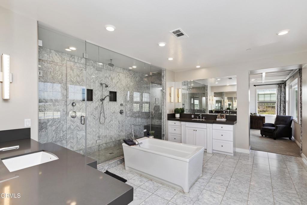 16094 Mariposa Avenue Riverside, CA 92504 - Photo 51 of 68 049_Main Bathroom