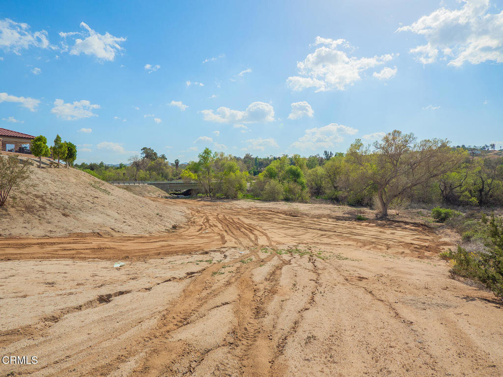 16094 Mariposa Avenue Riverside, CA 92504 - Photo 61 of 68 16094 Mariposa Ave-91