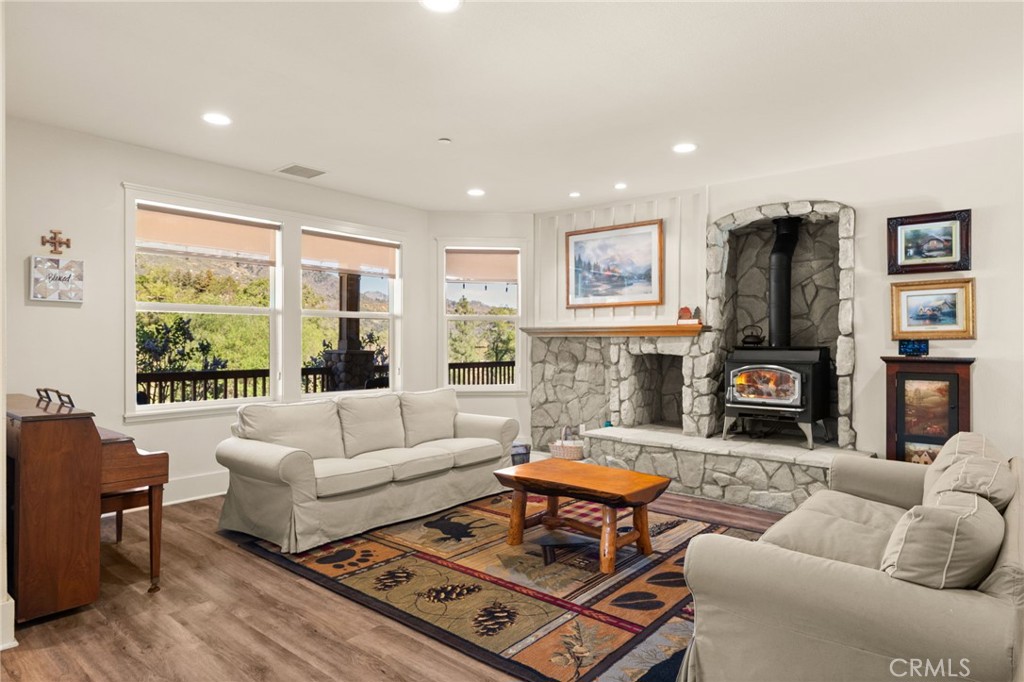 11821 Raspberry Lane Oak Glen, CA 92399 - Photo 18 of 49