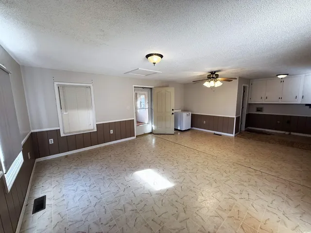 $349,000 | 764 1st Oxtown Road, Scranton, SC 29591