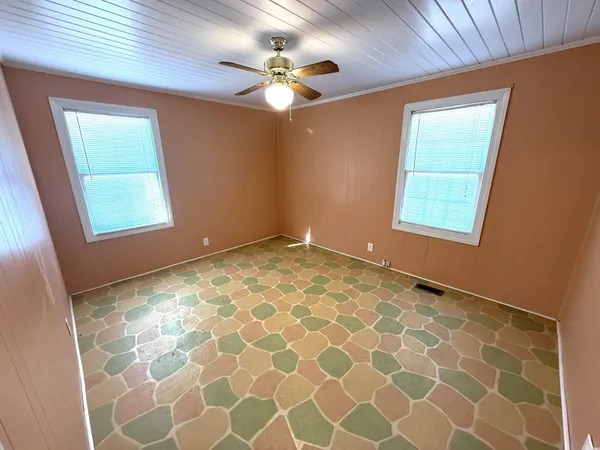 $349,000 | 764 1st Oxtown Road, Scranton, SC 29591