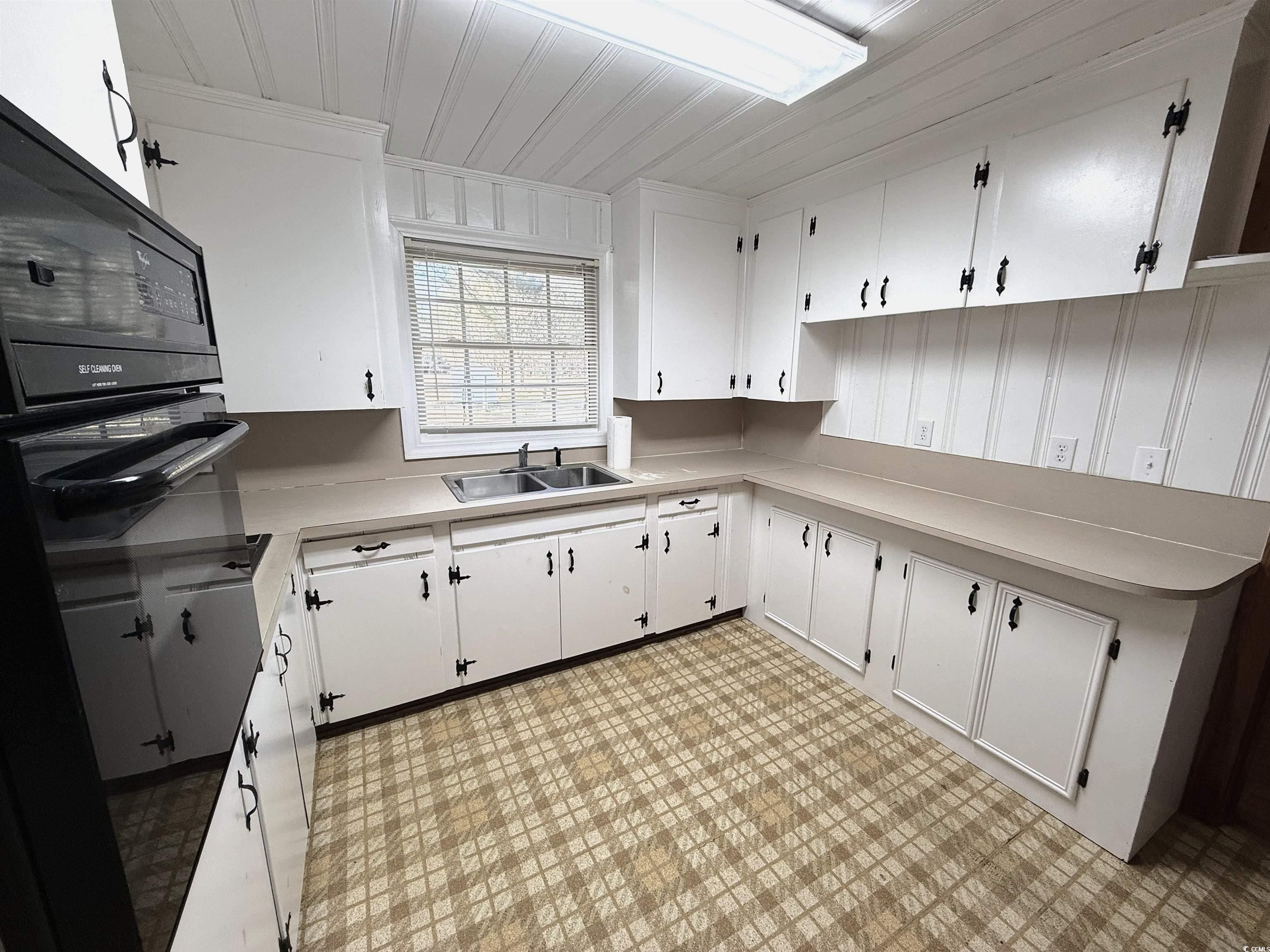 764 1st Oxtown Road Scranton, SC 29591 - Photo 9 of 32