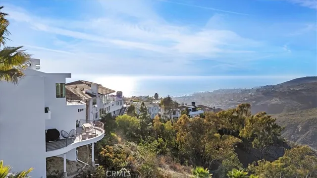 $4,395,000 | 1425 Skyline Drive, Laguna Beach, CA 92651
