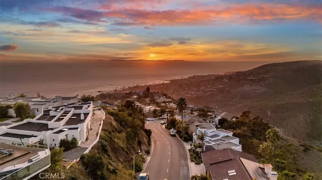 $4,395,000 | 1425 Skyline Drive, Laguna Beach, CA 92651