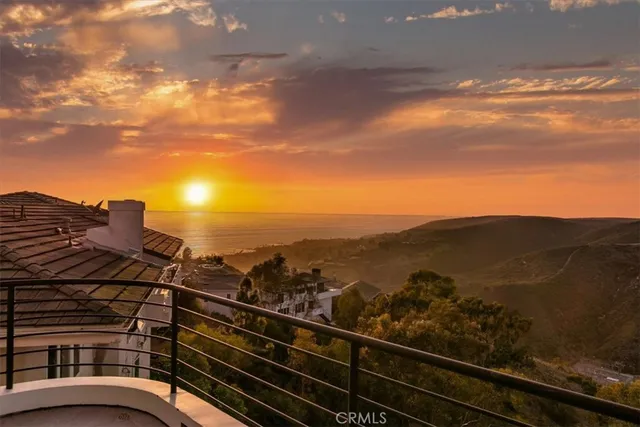 $4,395,000 | 1425 Skyline Drive, Laguna Beach, CA 92651