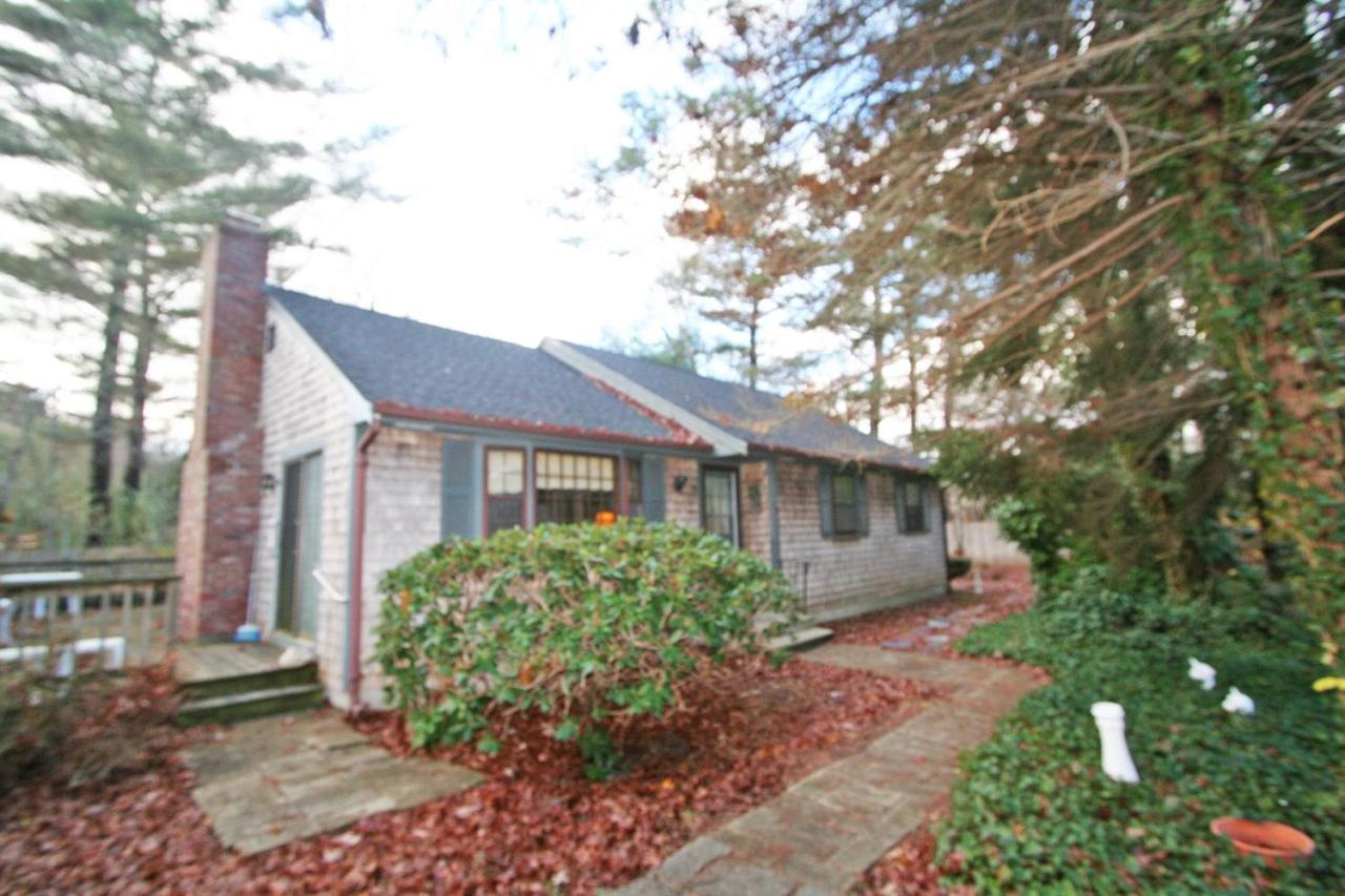 16 Gunstock Road Osterville, MA 02655 - Photo 1 of 13 Primary Photo