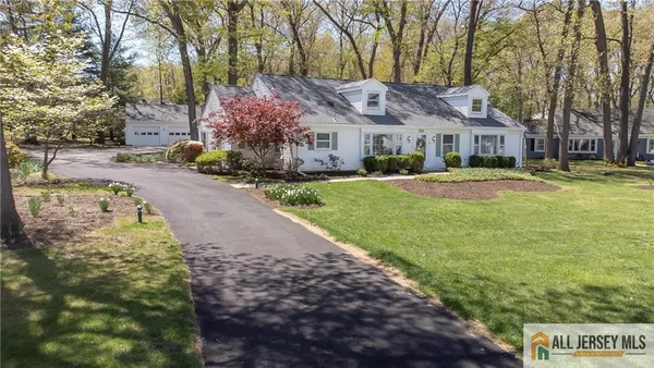 $658,000 | 321 A Sharon Way, Monroe Township, NJ 08831