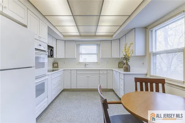 $748,000 | 321 A Sharon Way, Unit 321A, Monroe Township, NJ 08831