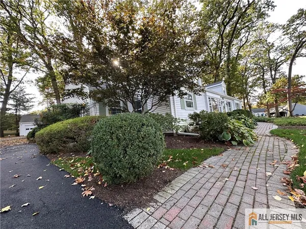 $748,000 | 321 A Sharon Way, Unit 321A, Monroe Township, NJ 08831