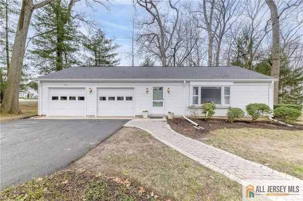 $748,000 | 321 A Sharon Way, Unit 321A, Monroe Township, NJ 08831