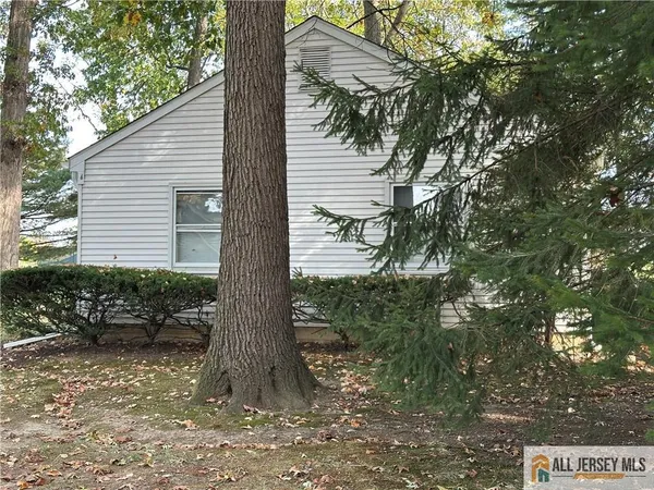 $748,000 | 321 A Sharon Way, Unit 321A, Monroe Township, NJ 08831