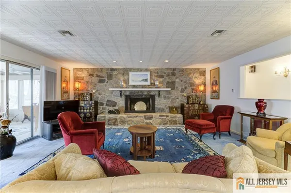 $748,000 | 321 A Sharon Way, Unit 321A, Monroe Township, NJ 08831