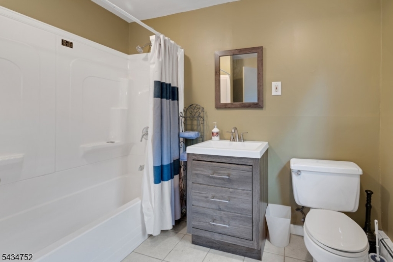 185 Ratzer Road Wayne, NJ 07470 - Photo 12 of 36