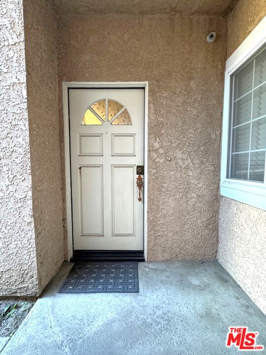 19928 Chase Street, Unit 27 Winnetka, CA 91306 - Photo 2 of 18