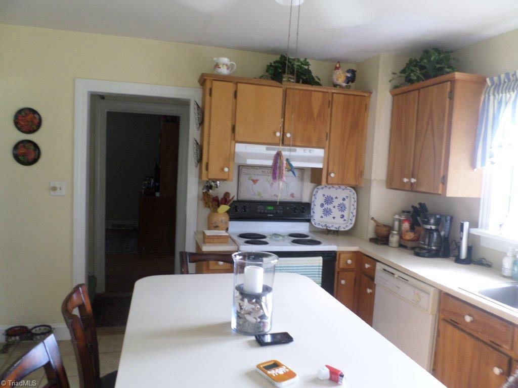 163 Manley Farm Road Reidsville, NC 27320 - Photo 29 of 30 View of kitchen from deck