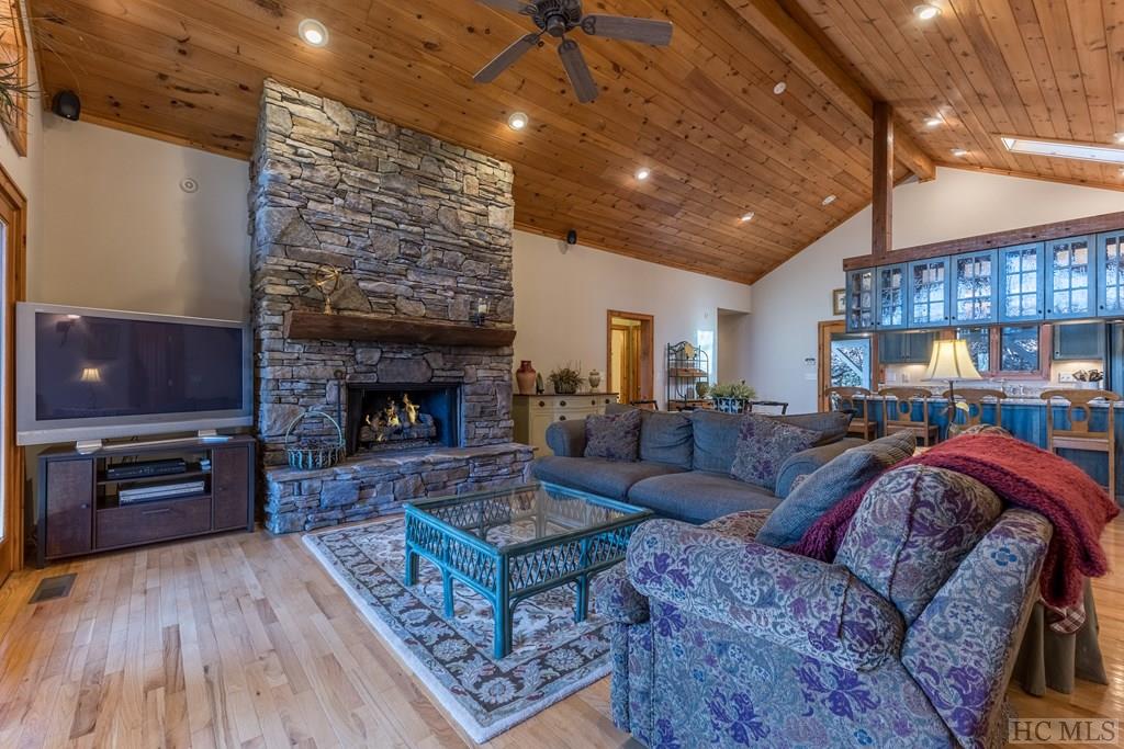 444 Dominion Road Cashiers, NC 28717 - Photo 3 of 27 Gallery Image 3